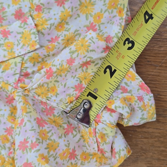 SO BRAND WOMENS JUNIOR SIZE YELLOW FLORAL SOFT SHORTS HIGH RISE SIZE XS - Picture 11 of 13